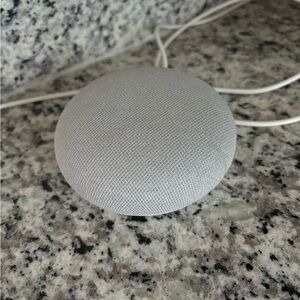 Smart Portable Speaker - Gray